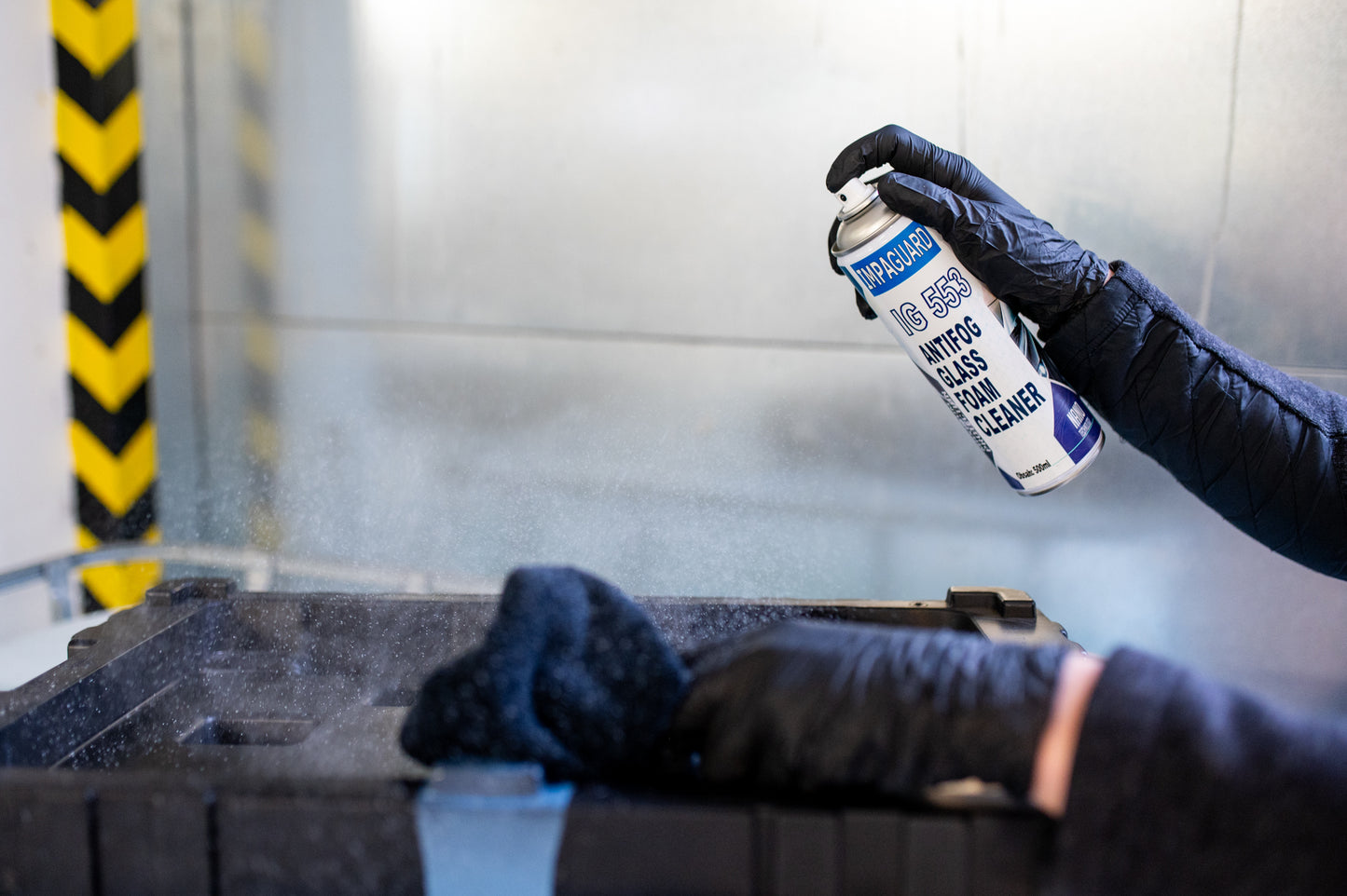 IG 553 - Hydrofobní frekvenční pěnový ochranný čistič a odmašťovač protizamlžující efekt, potravinářský atest